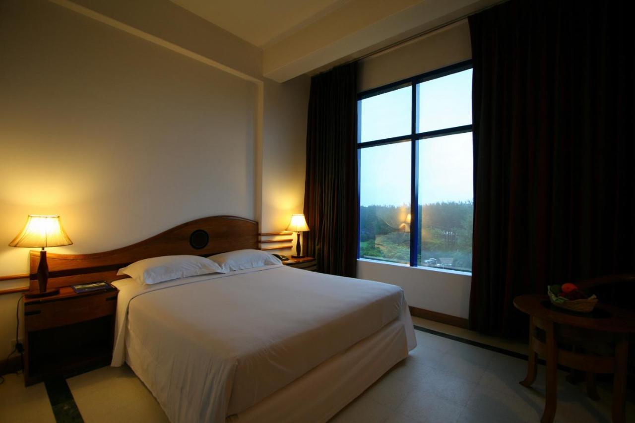 Seagull Hotel Ltd Кокс Базар Екстериор снимка