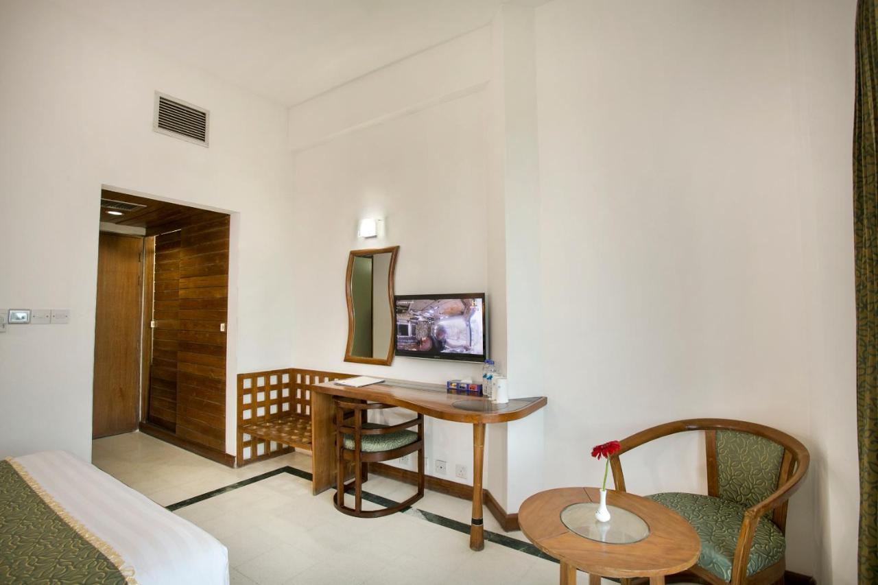 Seagull Hotel Ltd Кокс Базар Екстериор снимка